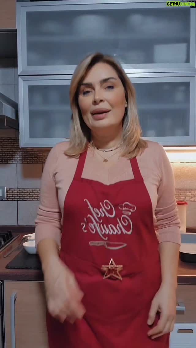 Sabine Nahas - 7.4K Likes - السفوف على طريقة #شيف_شوفه #سابين_نحاس
#سفوف #حلويات_عربية #حلويات #مطبخ