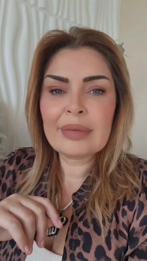 Sabine Nahas Instagram - مبروك سوريا مبروك لبنان مبروك سقوط نظام نكّل وقتل وارتكب مجازر وظلم كثير عالم...مبروك للسجناء المحررين مبروك لكل أهل رح يرجعوا يشوفوا المفقودين من عائلاتهم من سنين وسنين... مبروك للنازحين من سوريا انشالله بترجعوا على بلادكم سالمين🙏مبروك... مبروك... مبروك... عدالة السماء يمكن بتتأخّر بس الله يمهل ولا يهمل. 
 الله كبير🙏 الله أكبر🙏