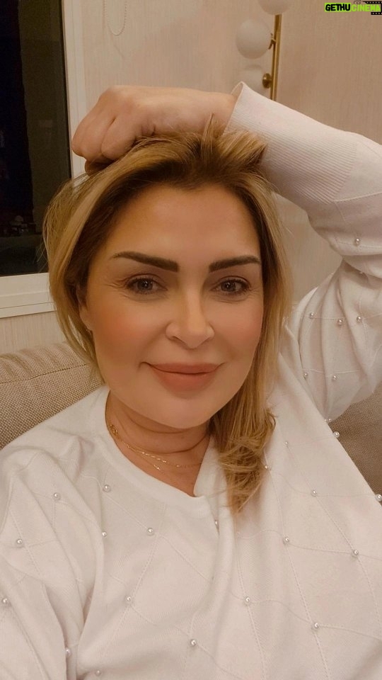 Sabine Nahas - 3.1K Likes - وانتم شو بتقولوا؟ مع المثل او لا؟
#المثل_بقول #ما_في_مثل_كذب #اقوال_وحكم_الحياة #طاقة_ايجابية #حياة #سابين_نحاس #