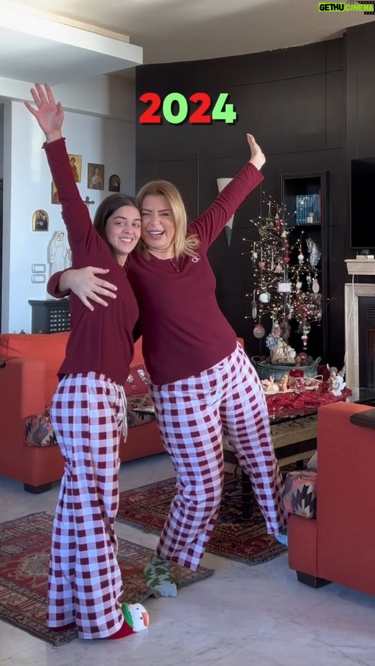 Sabine Nahas - 19K Likes - Mother and daughter enjoying the most wonderful time of the year... 10 years apart🎄