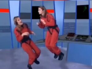Sabine Nahas Instagram - رولا الجميّل, دومينيك حوراني وانا 😊😅 في اعلان من اعلانات سوريا قديماً.
يا الله شو في ذكريات حلوة 😊🙏
