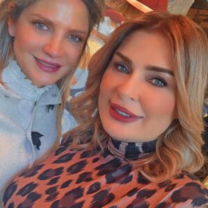 Sabine Nahas Instagram - Blessed by your love my beautiful friends 🧡