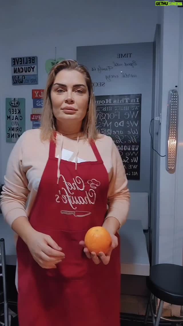 Sabine Nahas - 3.1K Likes - كيك البرتقالة مع #شيف_شوفه
#سابين_نحاس #طاقة_ايجابية #مطبخ #حلويات #حلويات_عصرية