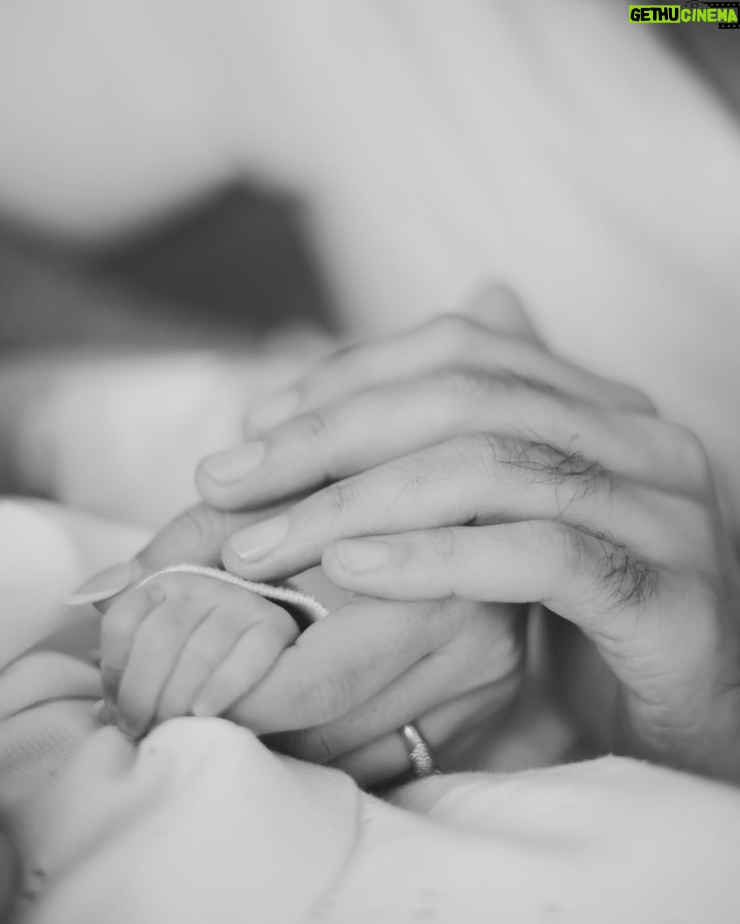 Saboor Aly - 1.3 Million Likes - Our tiny miracle, our biggest blessing. The sight of smallest of hands leaving the biggest of impact is unbelievable ā¤ļø
Welcome Serena Ali to the world. The magic awaits you.
~18.03.25~