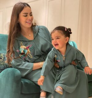 Safae Hbirkou Instagram - رمضان مبارك سعيد 🌜 
كيف جاكم النهار لول من رمضان ؟