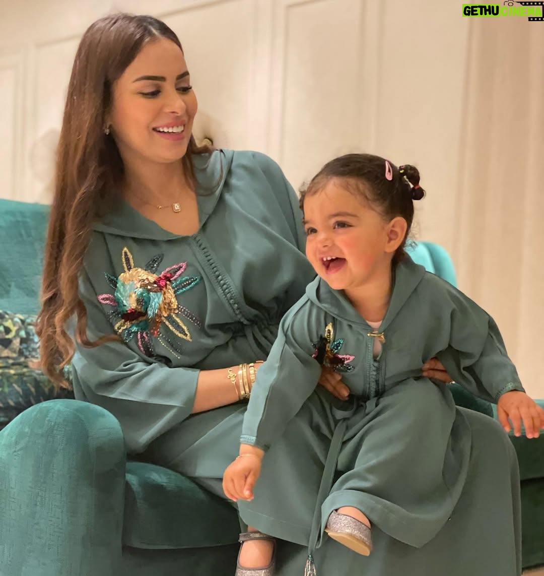Safae Hbirkou - 100.3K Likes - رمضان مبارك سعيد 🌜
كيف جاكم النهار لول من رمضان ؟