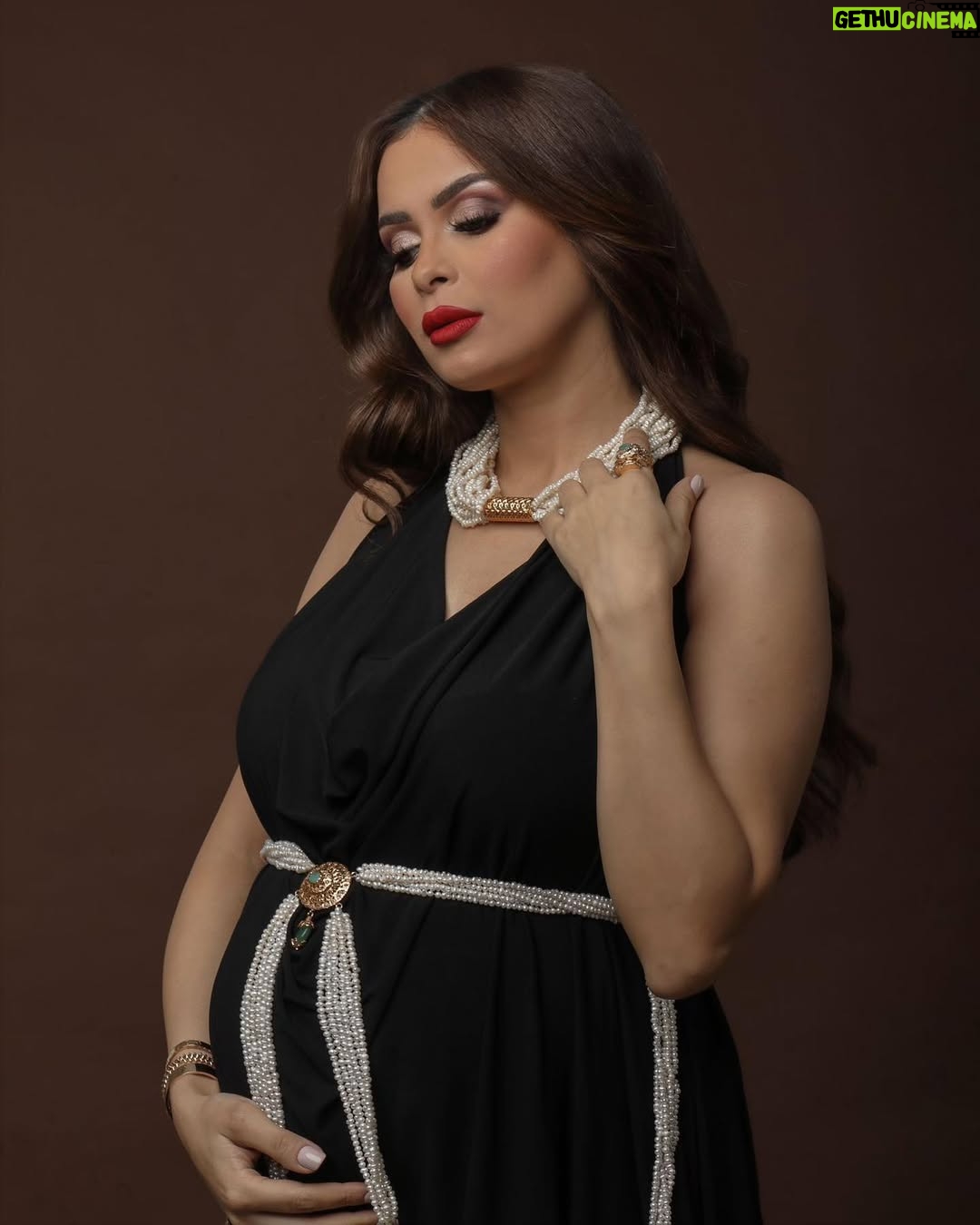 Safae Hbirkou - 119K Likes - 🤍 Bijoux @bijoux_alaor_ Stylisme @nafykenza Makeup @yasminafilahi Hair @betty_s_house_team Photo @lorenzo_salemi