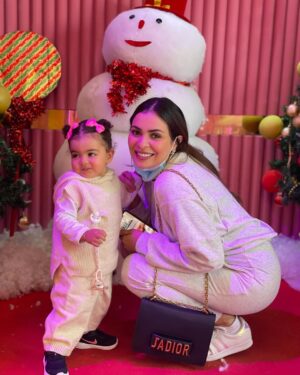 Safae Hbirkou Instagram - أنا مخاطرا مع مهدي واش نليا كاتشبه لي و لا ليه 👑🤩 ؟؟؟