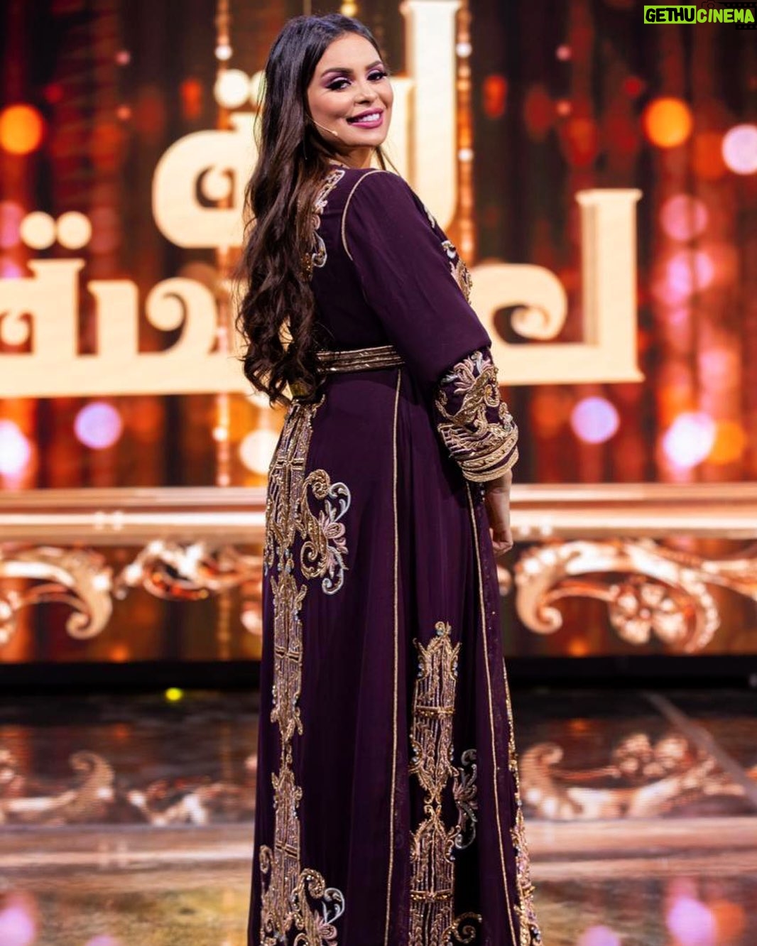 Safae Hbirkou - 152.5K Likes - البرايم الربع نهائي من برنامج لالة لعروسة بدا يا أحلى متابعين على القناة الأولى ❤️ Ma styliste de l’émission @fatim.filali.idrissi.official
Ma coiffeuse d’amour @betty.hairstylist
Crédit by @naamane.photography