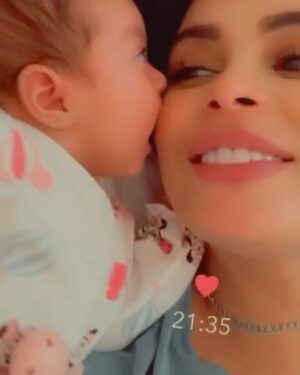 Safae Hbirkou Instagram - Mon amour Nelia je t’aime tellement ❤️ @neil_nelia_twins #ماشاءالله