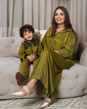 Safae Hbirkou Instagram - الحيبان ديالي 😆 كيف غادين مع سيدنا رمضان ؟ و  كيف جاكم اللوك مع الكبيدات ديالي ؟  لبيساتنا من عند @darmaalem