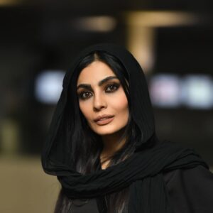 Sahra Asadollahi Instagram - هله نومید نباشی که تو را یار براند
گرت امروز براند نه که فردات بخواند؟