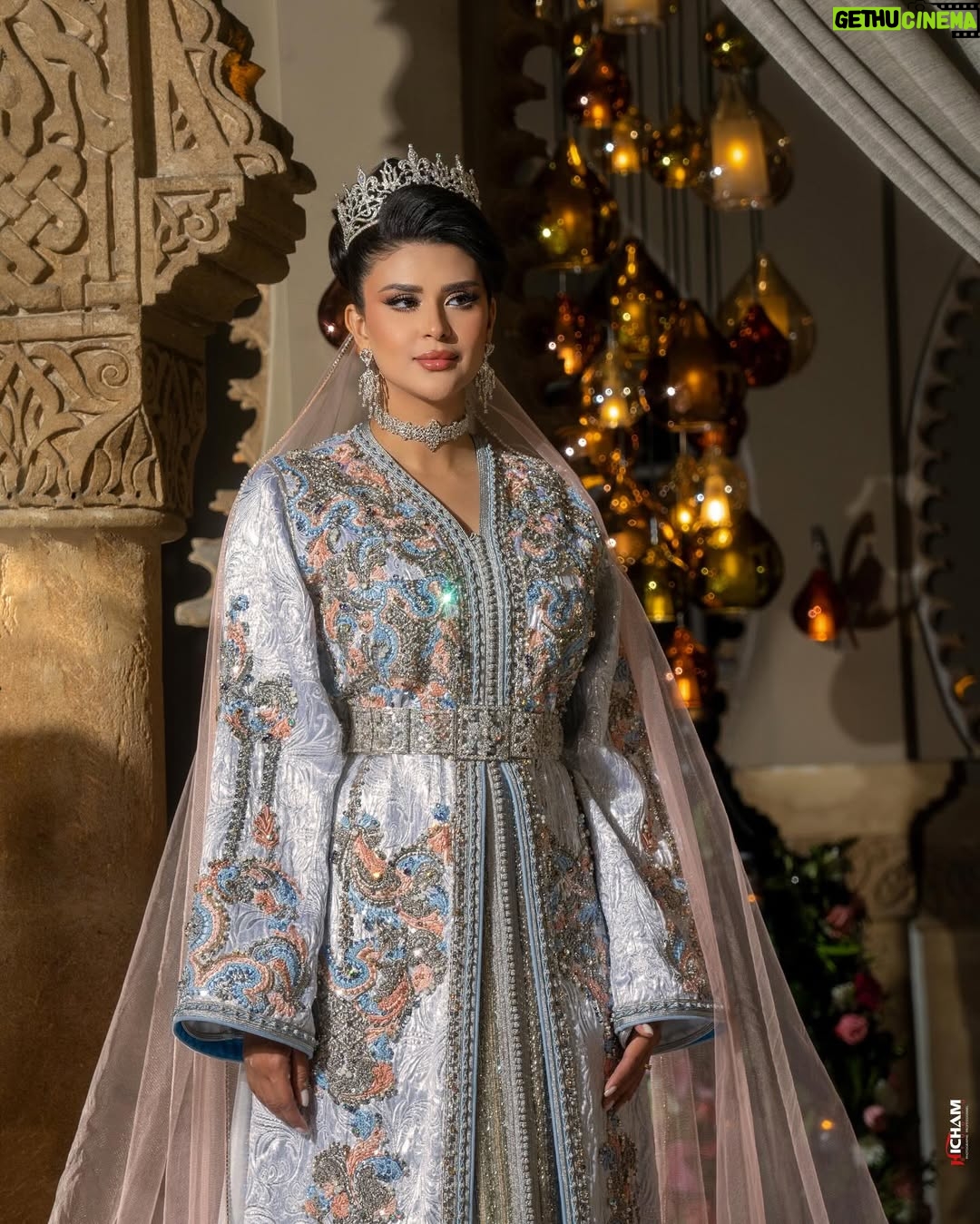 Salma Rachid - 63.3K Likes - خليت ليكم التعليق على هاد الجماااال🇲🇦😂🩷معرفت مانقول صراحة لباسنا نخوة و همة ماشاء الله علينا وخلاص 🇲🇦😍🫶🏻كيجاتكم الاطلالة الثانية من توقيع دار العروس 🩷🫶🏻:
@daralarous
تصوير : @hichamphotographee