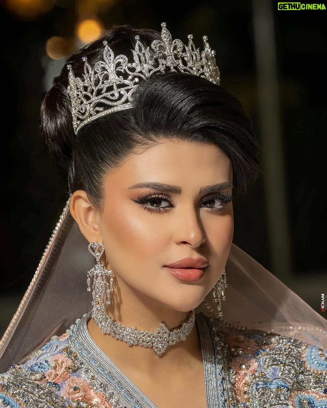 Salma Rachid - 63.3K Likes - خليت ليكم التعليق على هاد الجماااال🇲🇦😂🩷معرفت مانقول صراحة لباسنا نخوة و همة ماشاء الله علينا وخلاص 🇲🇦😍🫶🏻كيجاتكم الاطلالة الثانية من توقيع دار العروس 🩷🫶🏻:
@daralarous
تصوير : @hichamphotographee