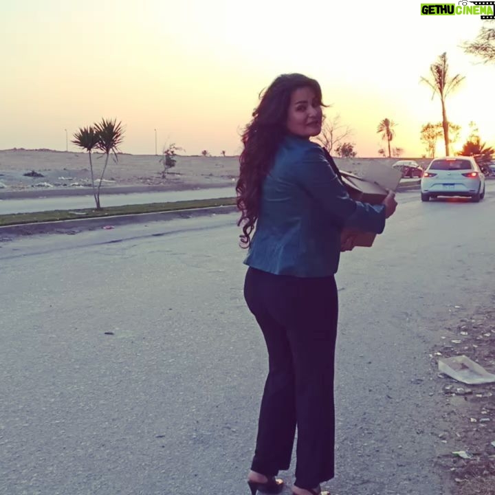 Sama El-Masry - 10.4K Likes - الفيديو كامل لهدايا عيد الشرطه موجود في فيديو كامل نزل علي قناتي علي اليوتيوب والرابط بتاعها هنا في البايو وفي الاستوري واسمها علي اليوتيوب:
Sama ELMasrii
اشتركوا الان واعملوا subscripe وفعلوا زر الجرس وانتظروا المزيد من الفيديوهات
عيد شرطه سعيد وحلو اوي اوي😘😘😘😘