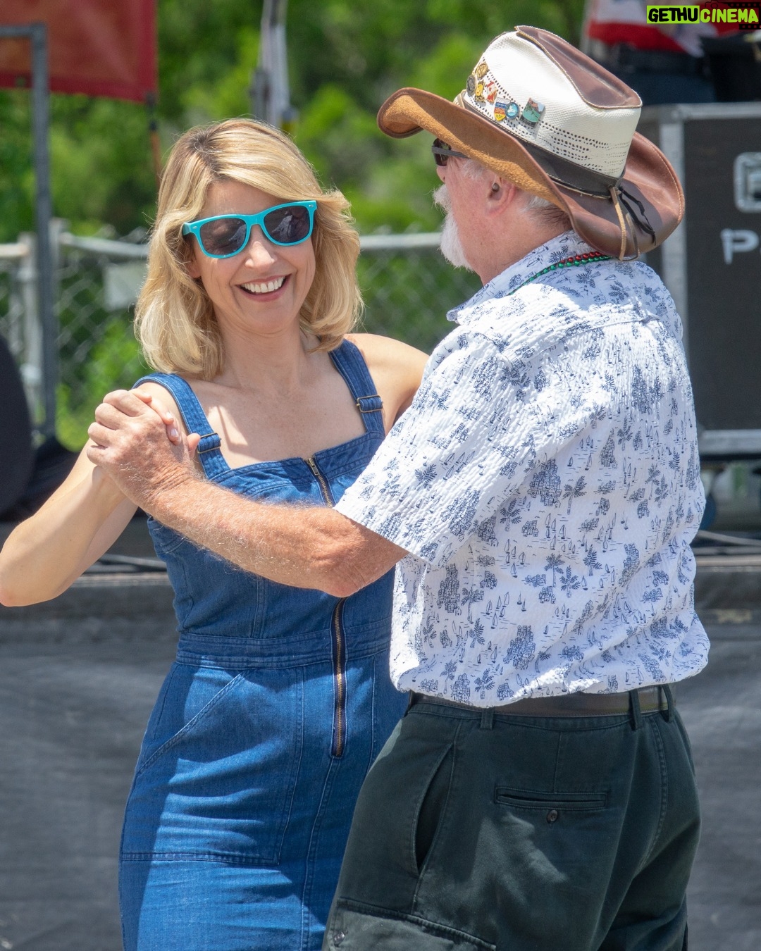 Samantha Brown - 5.7K Likes - This week on @createtvchannel, I’m heading to the heart of one of America’s best preserved cultures – Cajun country! From dancing to kayaking through a swamp, tune in Friday at 10:30 AM ET and again at 5:30 PM ET to see why Lafayette and Cajun Country, Louisiana, are Places to Love.
Comment HowtoWatch for information on showings in your location!
#samanthabrown #placestolove #cajuncountry #louisiana @lafayettetravel