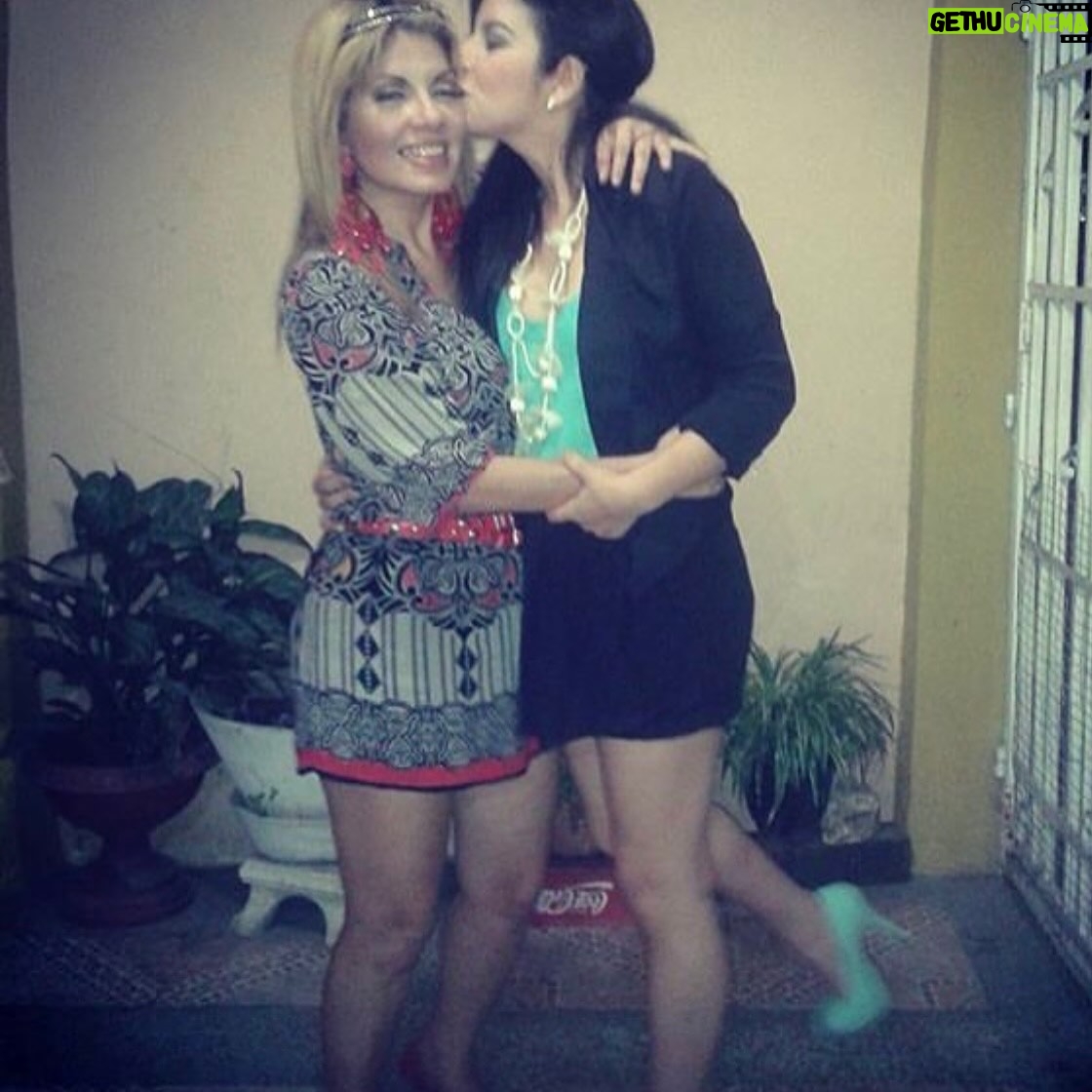 Samantha Grey - 112.9K Likes - 10 años 🤍
Chocolatito, familia y recordándote con sonrisas .
Te amo eternamente mamini ✨