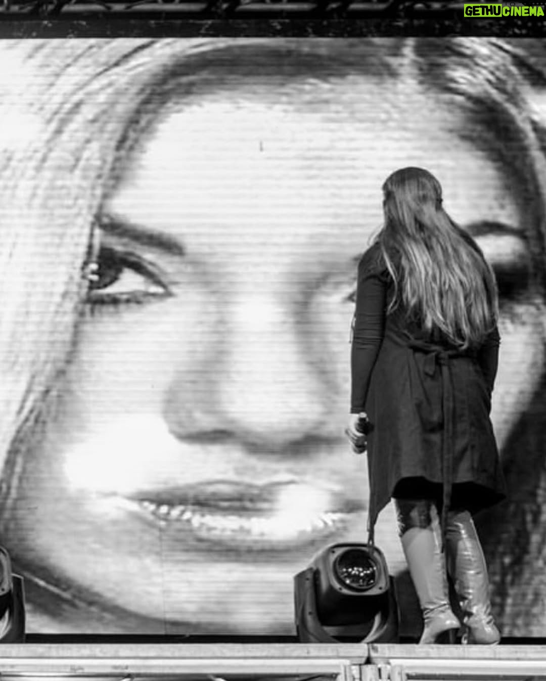 Samantha Grey - 112.9K Likes - 10 años 🤍
Chocolatito, familia y recordándote con sonrisas .
Te amo eternamente mamini ✨