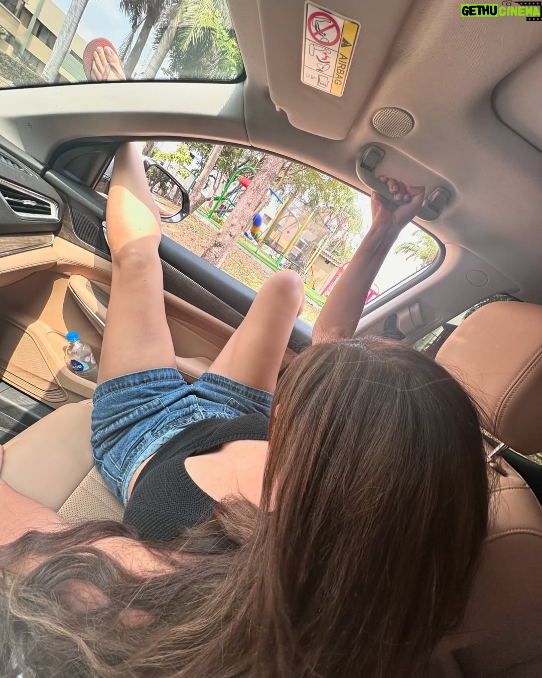 Samantha Grey - 100.8K Likes - Siempre hay uno… no lo etiqueten 👀