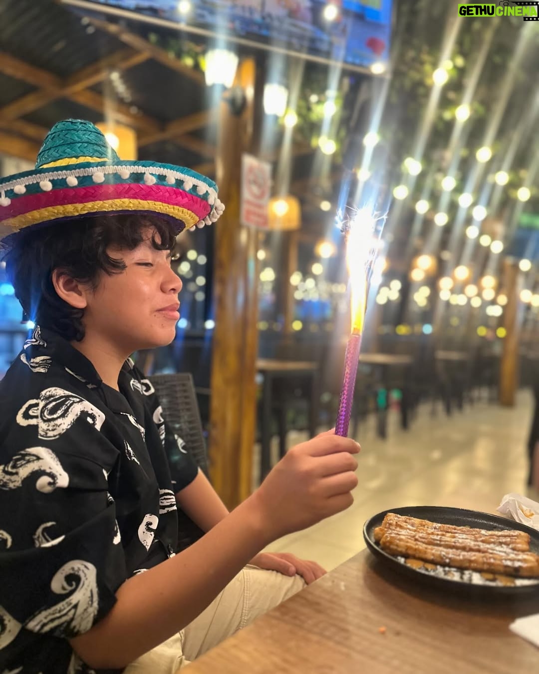 Samantha Grey - 44.4K Likes - Recap de mis cumpleañeros Géminis !! Nito y Dome !!
Mucha fiesta para mi, recién estoy resucitando 👀