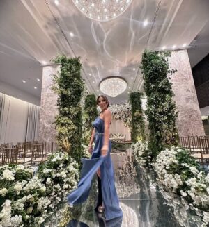 Samantha Grey Instagram - Wedding Vibes 🤍 The Look 👀

DRESS @hb_vestidos 
MUA.  @marciamakeup 
HAIR.  @danielahairpro