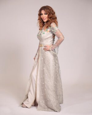 Samira Said Instagram - #الف_ليلة_وليلة ❤️

Caftan by: @selma_benomar_caftan 
Styled by: @mayaeltal 
MUA: @mohd_haddadd 
Hair by: @tonysawayasalon 
Jewelry by: @bijouqofficial 
Management: @nidalhani