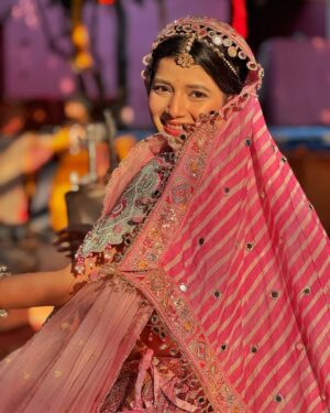 Samridhi Shukla Instagram - Waiting for my ranjha to say this to me ❤️🥹