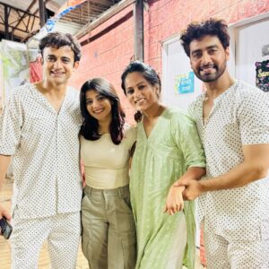 Samridhi Shukla Instagram - Bruised battered and emotional, full feels for our very last scene with these two beautiful souls ❤️
Romit, pretty contrary to the prank I pulled on you.. you really stayed the same guy from day one till the last, you kept your positivity, smile and good work. It’s absolutely a delight watching you act, you are so natural THU THU THU 🧿 wishing bigger opportunities for you ❤️😇 
Vibhuti ji, aap kya ho? So sensitive so sensible so warm, such less time but we came so close, the way you consoled me a few times, i still get misty eyed thinking about it, aap bohot bohot pure aur pyaare ho ❤️🥺 
Grateful to have shared the screen with both of you seniors ❤️