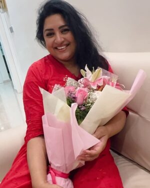 Sana Instagram - There’s something magical about soft petals, quiet smiles, and hearts that bloom without a reason.
Not for someone… just for the feeling.
Romance lives in moments like these — unspoken, undefined, and deeply felt.

#RomanticMood #SoftVibes #HeartInBloom #JustBecause #FeminineEnergy #WhispersOfRomance #UnwrittenFeelings #BlushMoments #DelicateAndDivine #LoveWithoutLabels