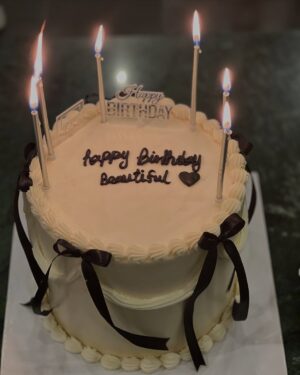 Sana Javed Instagram - You’re truly God sent ✨Thank you for making my birthday so magical. I love you more than words can say 🫶🏻🫂
@realshoaibmalik