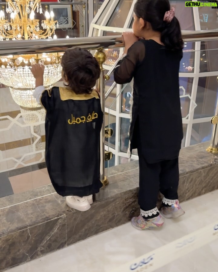 Sana Khan - 629.4K Likes - Eid Mubarak 🌙💫
Taqabbalallahu Minna wa Minkum.
May ALLAH accept from us and from you"
May ALLAH bless you with peace, Good Health, Happiness, and Prosperity on this Blessed Occasion♥️🤲🏻
Abaya @hayabysanakhan
JazakAllah Khair @alkhalidtours for such amazing experience 🙌🏼
#sanakhan #anassaiyad #eid #2025 #umrahwithakt