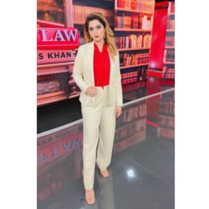 Sana Raees Khan Instagram - Watch my new show Rule of Law with Sana Raees Khan every Saturday at 8:30pm on NDTV
.
.
#ruleoflaw #ruleoflawwithsrk #ruleoflawwithsanaraeeskhan #sanaraeeskhan #ladysrk #sana #ndtv #newshow #comingsoon #lawyer #ladylawyer #indianlaw #lawsofindia #lawyersofindia #powersuit #staytuned #empowered @ndtvindia @ndtv