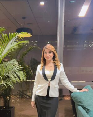 Sana Raees Khan Instagram - Empowered in a power suit 🖤 Tune into my new show, Rule Of Law with Sana Raees Khan, coming soon on #NDTVindia at 8:30 pm every Saturday!

#ruleoflaw #ruleoflawwithsrk #ruleoflawwithsanaraeeskhan #sanaraeeskhan #ladysrk #sana #ndtv #newshow #comingsoon #lawyer #ladylawyer #indianlaw #lawsofindia #lawyersofindia #powersuit #staytuned #empowered