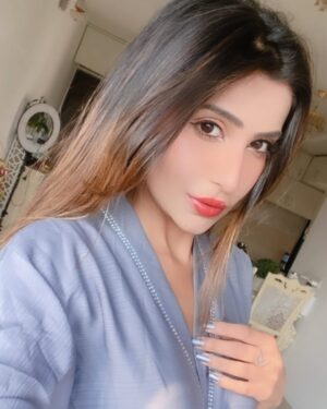 Sana Sultan Instagram - Few Fav Selfie of your Aala Girl🥰🫰🏻🧚🏻‍♀️