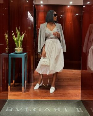 Sandra Ankobiah Instagram - Live. Love. London

Cc @tinahjo 🤍

@chanelofficial bag sourced by @lena_luxe_