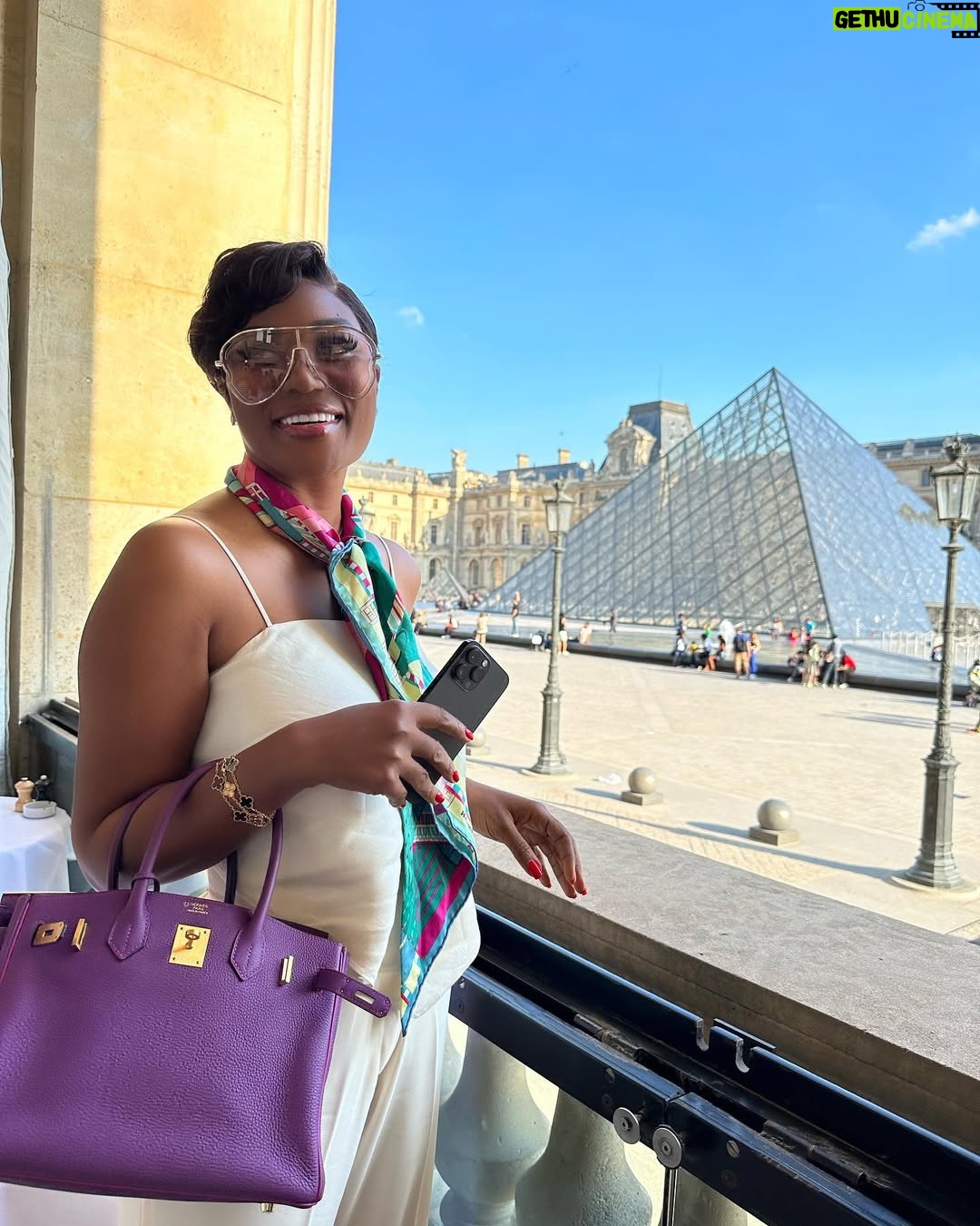 Sandra Ankobiah - 9.8K Likes - Paris is always a good idea.