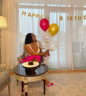 Sandra Ankobiah Instagram - Barbie or nah?! 😂

Throwback to one of the birthday celebrations! 🩷🤍