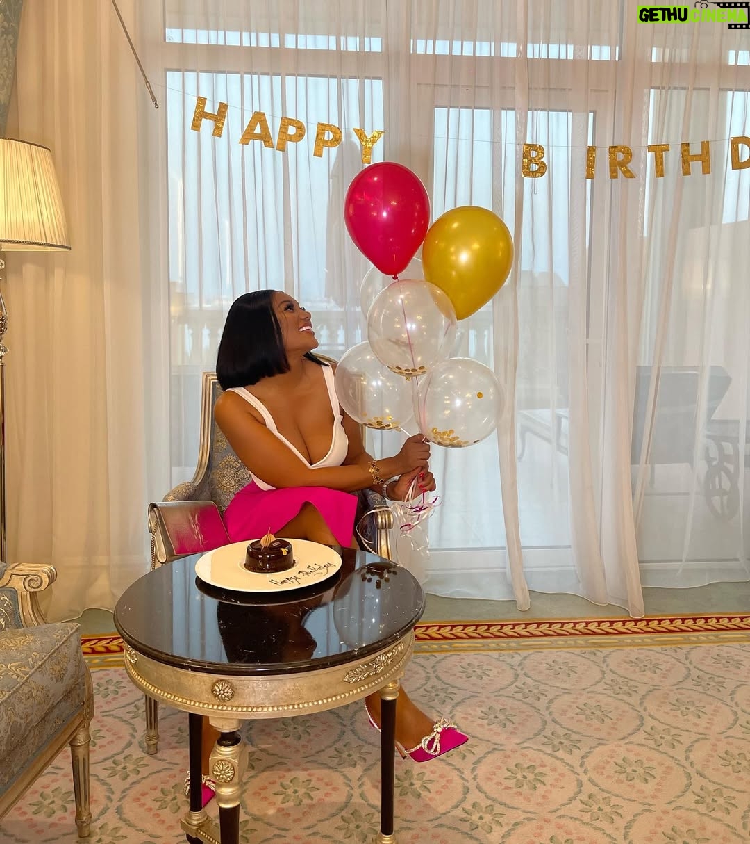Sandra Ankobiah - 16.6K Likes - Barbie or nah?! š
Throwback to one of the birthday celebrations! š©·š¤