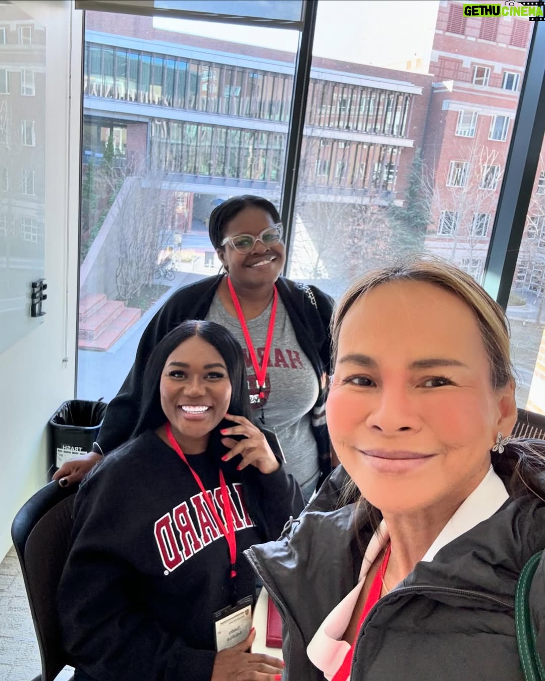Sandra Ankobiah - 26.6K Likes - Life lately⦠Never stop learning. The best investment you can give yourself is education. The more you learn, the more you can do. #HarvardKennedySchool2024 #HKS