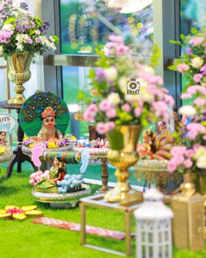 Sangeetha V Instagram - Holding a world of love inside❤️
.
.
.

Decoration @smart_decors.in 
📷 @smartdecors_photography 
Doll @crafty_treasure_ 

Maternity is a journey must be framed for lifetime. 

For Bookings 👉  91 98414 21111 / 98847 02222
.
.
#maternityphotoshoot #maternityphotography #bumpshoot #newborn  #babyshoot #familyshoot #baby #love #maternityfashion #maternity #motherhood #babyphotography #momtobe #parentstobe #kidsphotography #familyphotos
#photographylovers #photoshootideas #photographersofinstagram #photooftheday #bumplife #babyshootsphotography