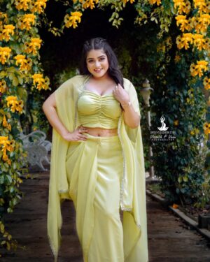 Saniya Babu Instagram - Happy Vishu all🙌🤍
INFRAME : @saniya_babu_official
PHOTOGRAPHY : @visanth_p_venu_here
DOP : @afsal__sharafudheen
MUA : @sara_sabitha
COSTUME DESIGNER : @smruthy_simon
CUTS : @visanth_p_venu_here