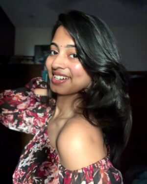 Sanjana Instagram - 🌸✨

#instapost