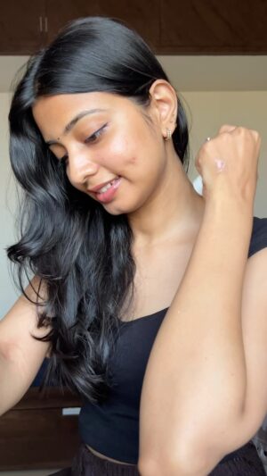 Sanjana Instagram - Comment down for the link 💛

Chemist at play brightening roll on, chemist at play roll on, dark neck, dark knee, dark elbow, neck pigmentation, best brightening roll on,aha roll on

#AD #affilate #chemistatplay