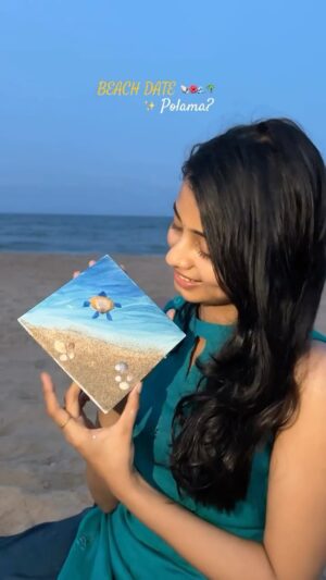 Sanjana Instagram - Try this with your bestie 🌊💙🌺

Inspired by - @theriaaminnn 💙

#beach #beachdate #painting