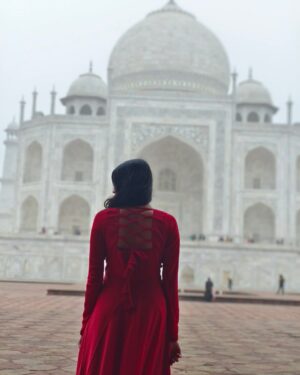 Sanjana Instagram - I just want to create pretty things And Ignore all my adult problems. ❤️🫠

#ownstiching #outfitoftheday #outfitfromscratch #tajmahal #red #instapost
