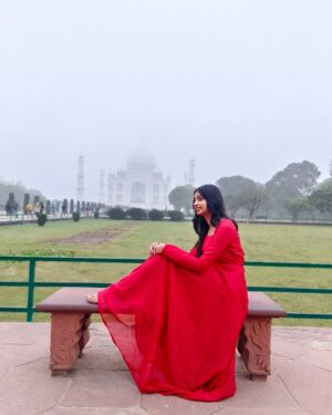 Sanjana Instagram - I just want to create pretty things And Ignore all my adult problems. ❤️🫠

#ownstiching #outfitoftheday #outfitfromscratch #tajmahal #red #instapost