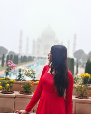 Sanjana Instagram - I just want to create pretty things And Ignore all my adult problems. ❤️🫠

#ownstiching #outfitoftheday #outfitfromscratch #tajmahal #red #instapost