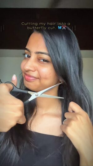 Sanjana Instagram - Budget friendly haircut 😭❤️

#haircut #hothairbrush