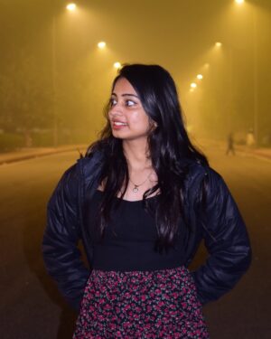 Sanjana Instagram - 🖤🌸

#delhi #instapost