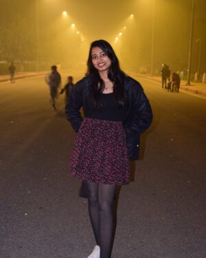 Sanjana Instagram - 🖤🌸

#delhi #instapost